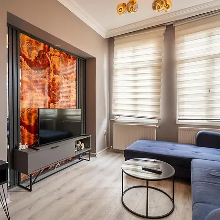 Galata View 2br W Terrace شقة