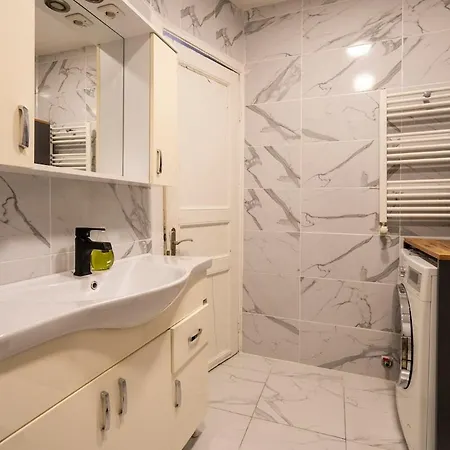 Galata View 2br W Terrace Стамбул